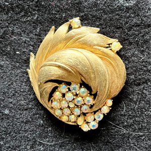 Vintage Classic Gold-Tone Pin/Brooch w/Aurora Borealis Crystals